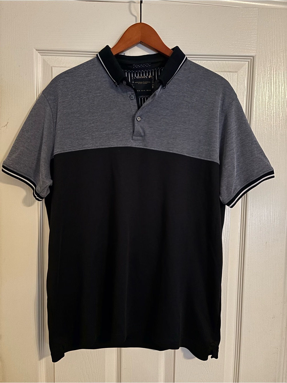 Denim & Flower Men's Grey and Black Colorblock Polo